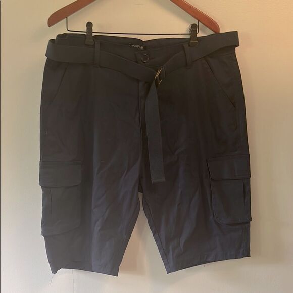 Rugged trail navy blue  Cargo Shorts with Versatile Design Men’s sz 40 NWT - Picture 1 of 11